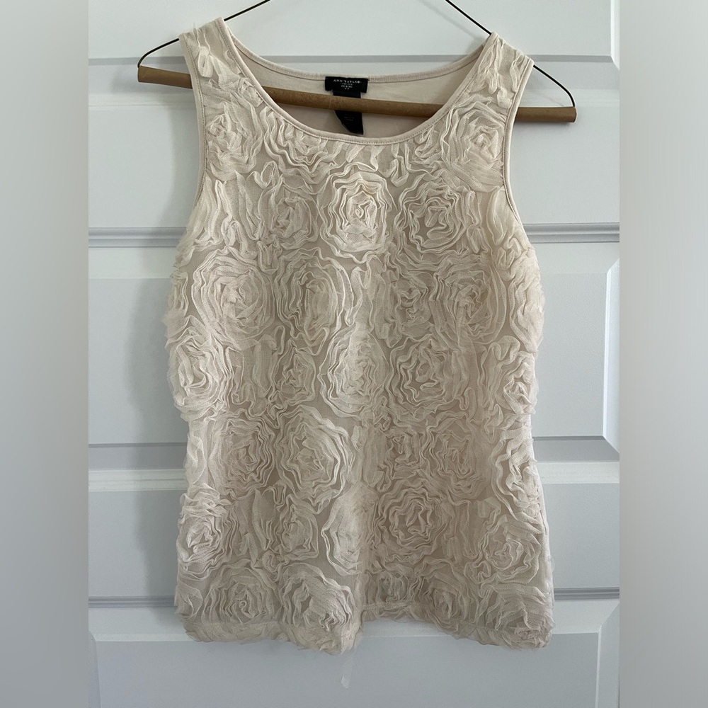 Ann Taylor sleeveless tank.